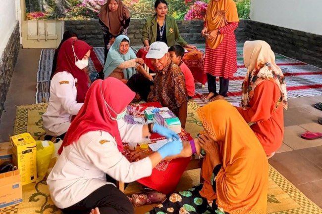 SKRINING PROFIL LIPID DI DESA KARANGTALUN